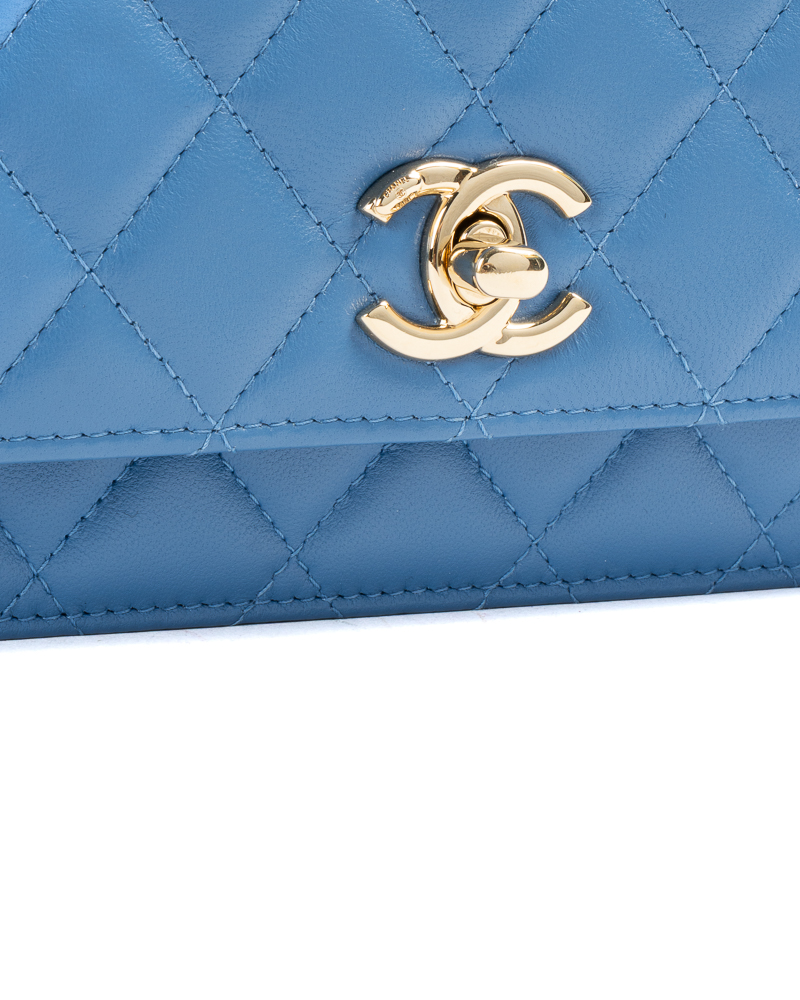 Alternative view of Chanel Trendy CC Wallet On Chain Trapuntata Azzurra