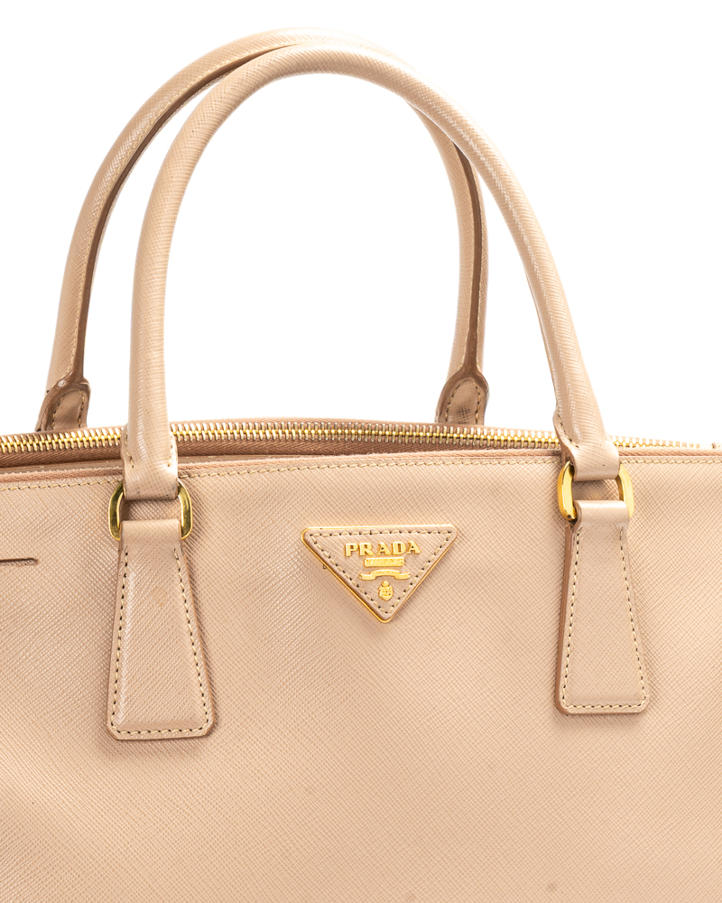 Alternative view of Prada Galleria Medium Saffiano Cipria