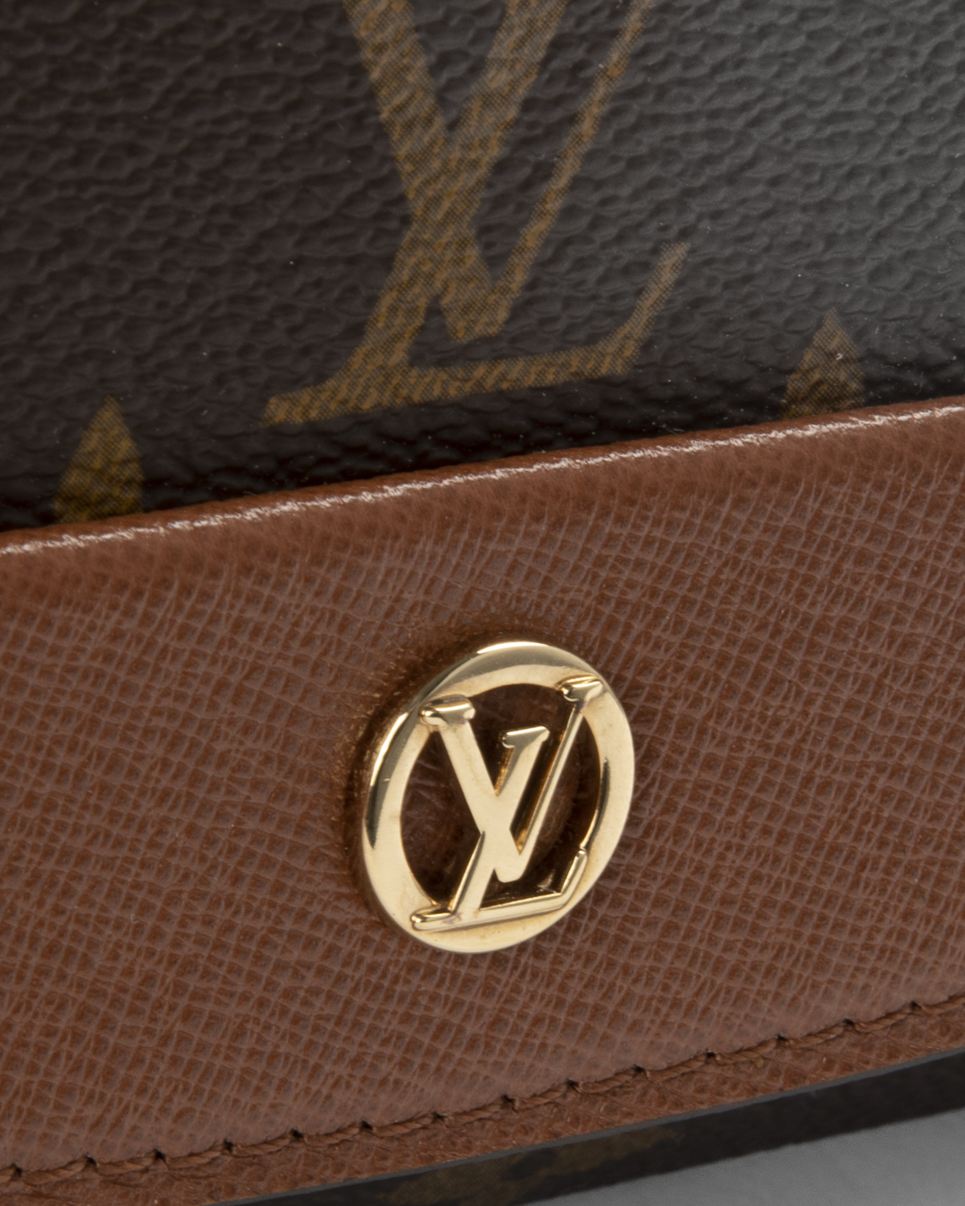 Alternative view of Louis Vuitton Bordeaux MM Monogram