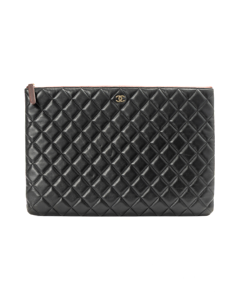 Chanel Clutch Timeless Medium Trapuntata Nera