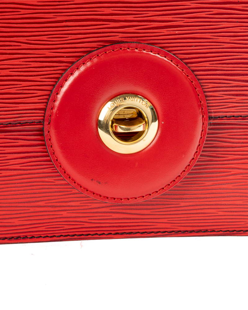 Alternative view of Louis Vuitton Free Run MM Epi Rosso