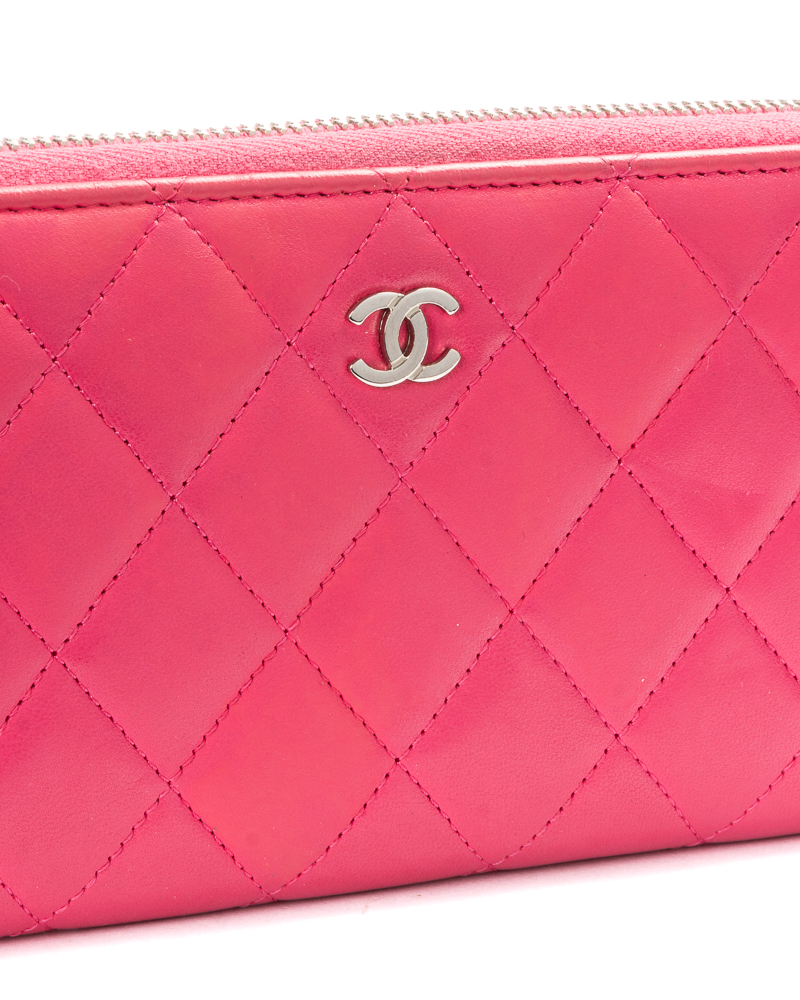 Alternative view of Chanel Portafoglio Zip Trapuntato Fucsia