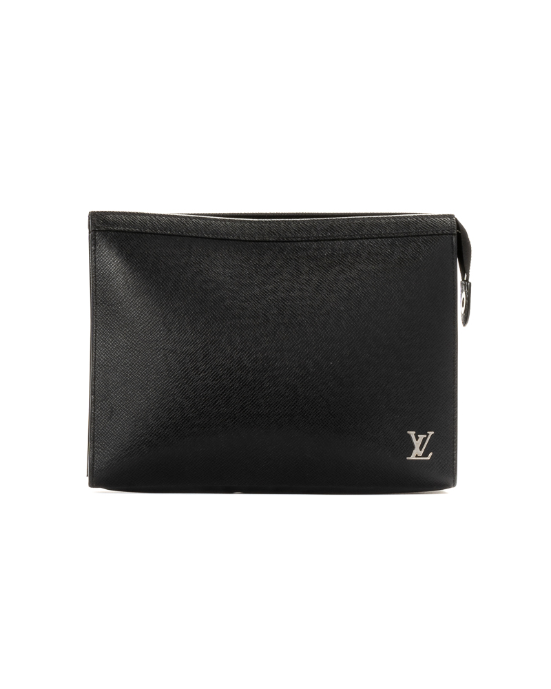 Louis Vuitton Pochette Voyage MM Taiga Nera
