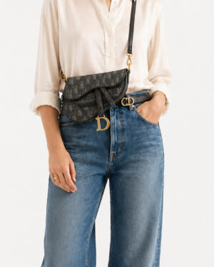 Alternative view of Dior Marsupio Saddle Oblique Grigio