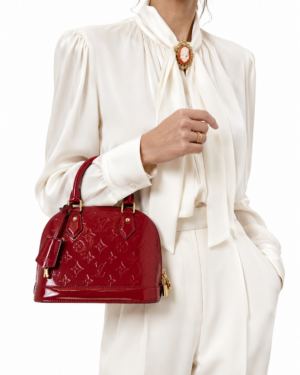 Alternative view of Louis Vuitton Alma BB Vernice Rossa