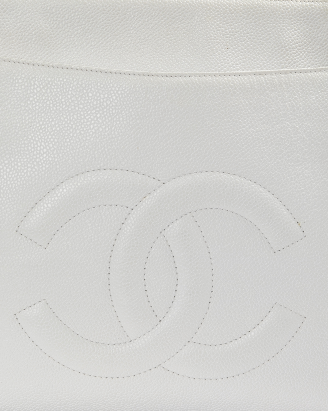 Alternative view of Chanel Tote CC Medium Vintage Caviar Bianca