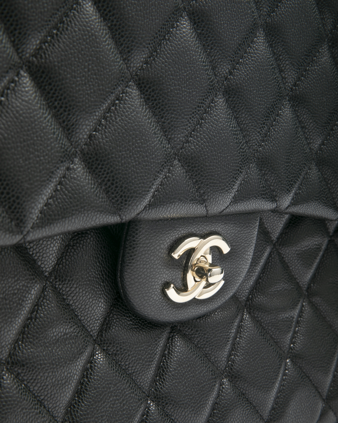 Alternative view of Chanel XL Bag Timeless Caviar Nera