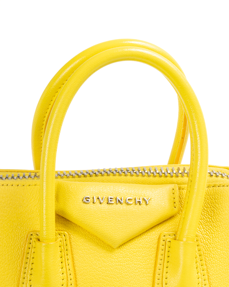 Alternative view of Givenchy Antigona Mini Granulata Gialla