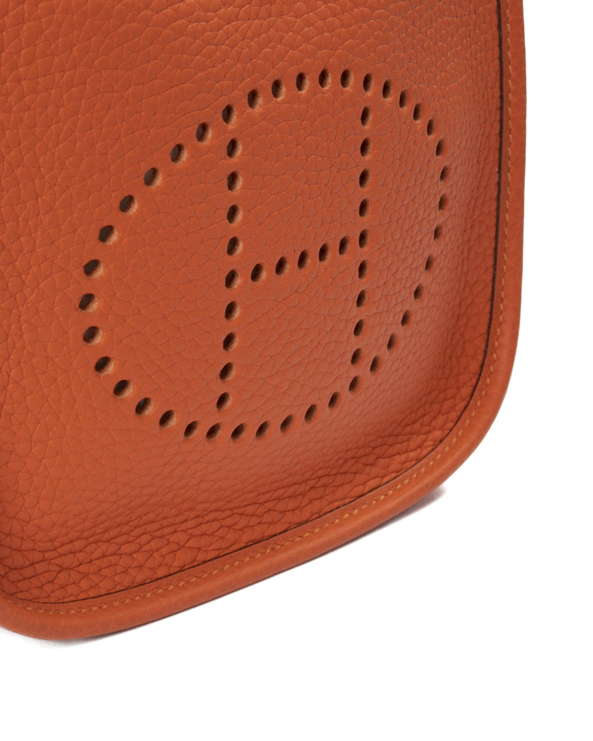 Alternative view of Hermès Sac Evelyne 16 Togo Orange