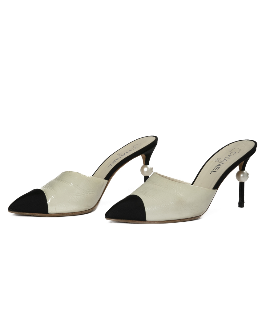 Chanel Mule Pearl Bicolor Nera