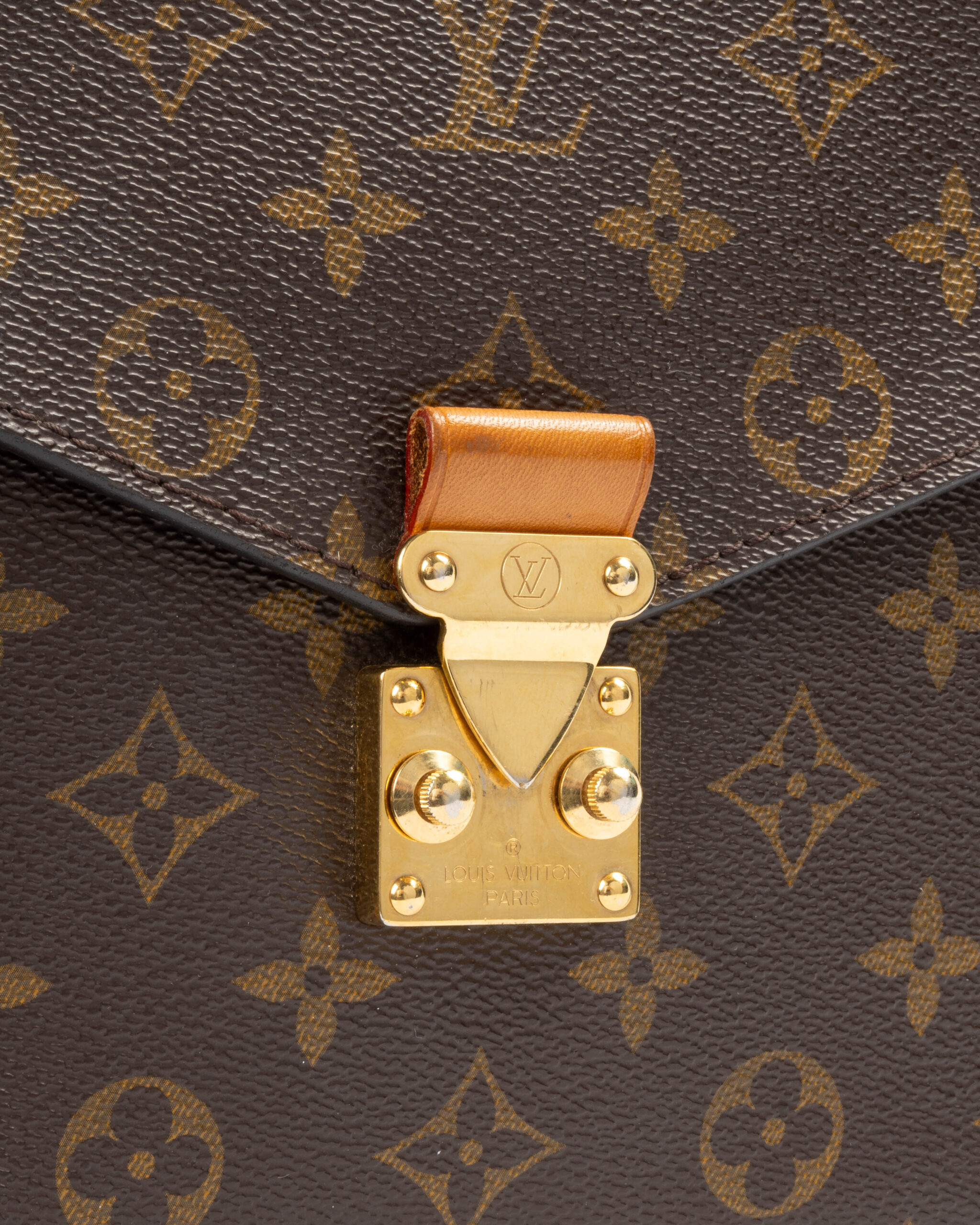 Alternative view of Louis Vuitton Pochette Metis MM Monogram