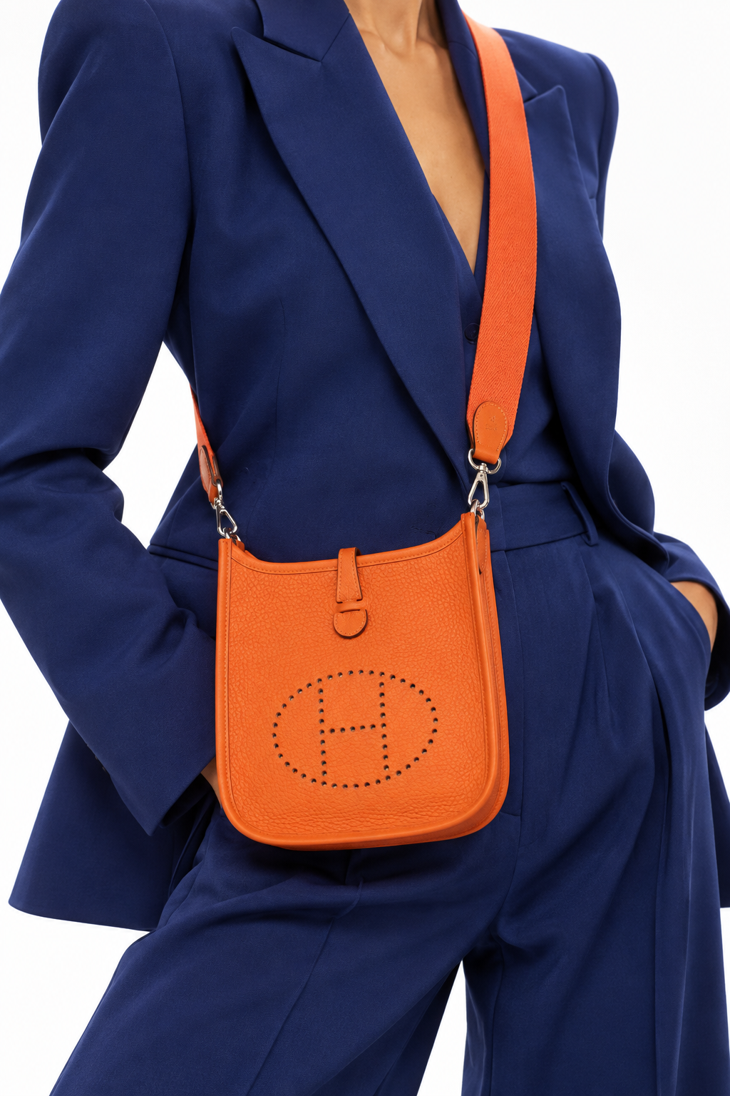 Alternative view of Hermès Sac Evelyne 16 Togo Orange