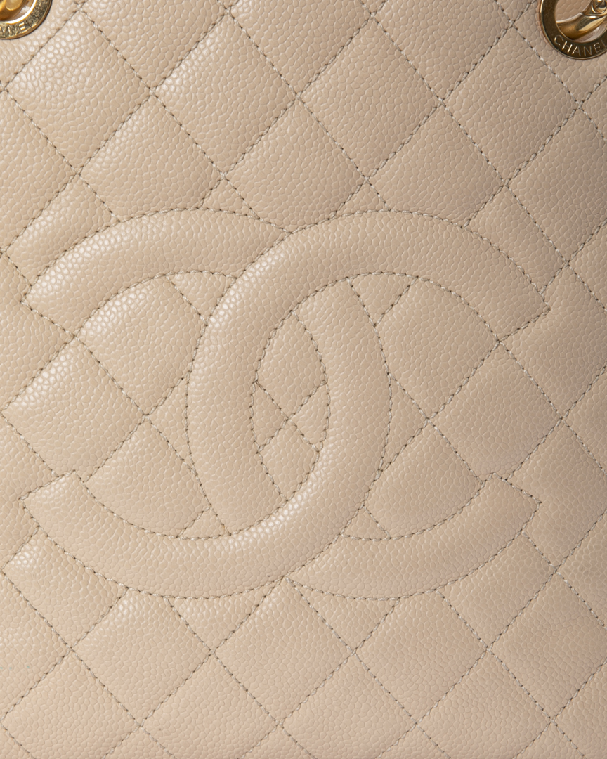 Alternative view of Chanel GST Medium Caviar Beige